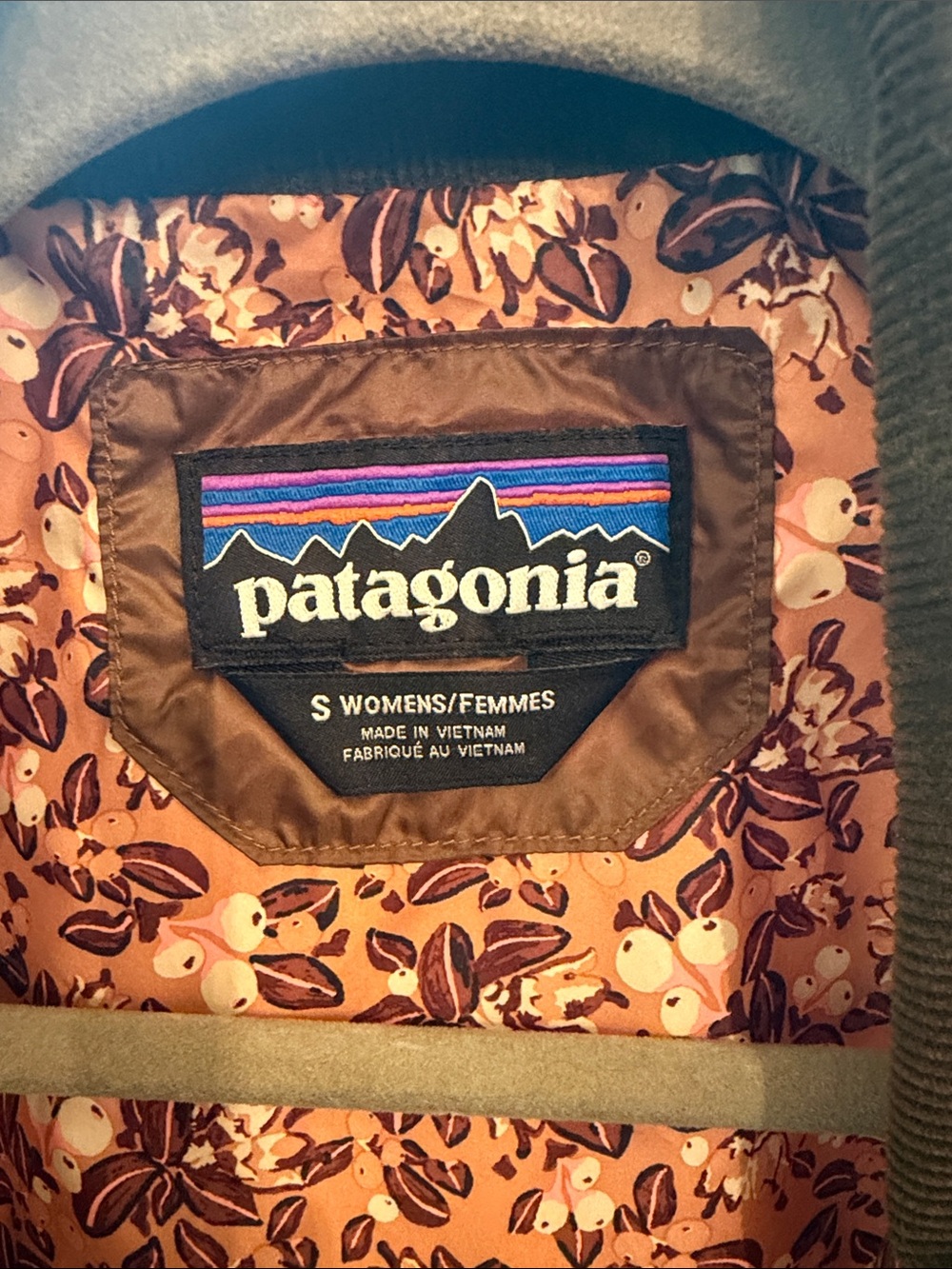 Patagonia Quilted Chestnut Brown Snap-Front Jacket - Picture 3 of 4